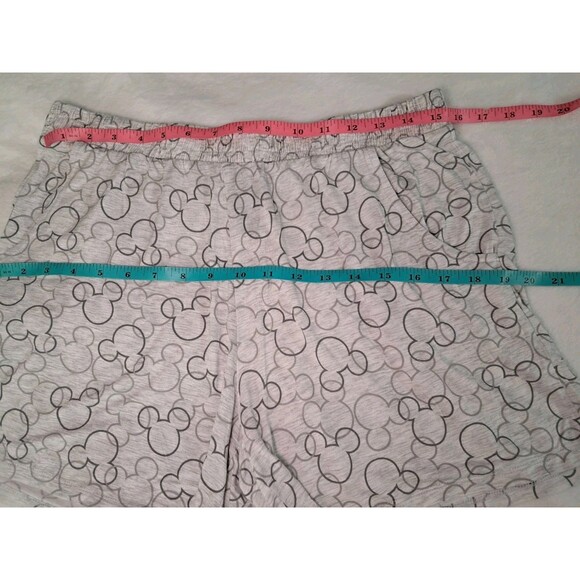 Disney Costco Mickey Mouse Womens Cozy Pajamas Shorts Set Pockets EUC Size M - Picture 9 of 12